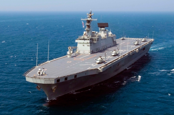 ROKS Dokdo (LPH 6111)